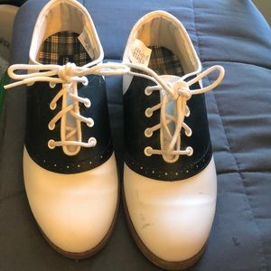 Ladies Saddle Shoes - sz 7.5